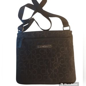 Calvin Klein crossbody purse black